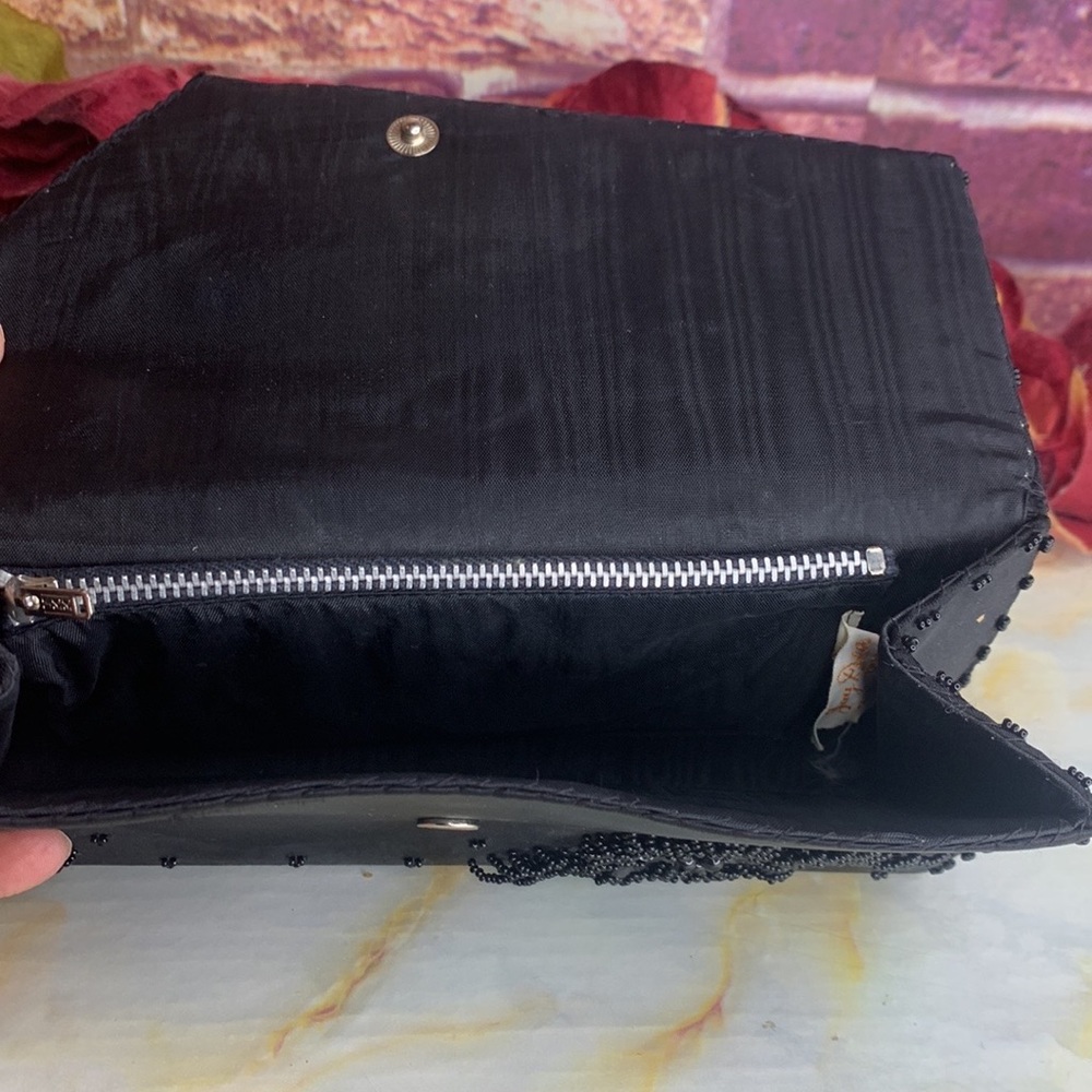 Vintage MCM Jay Dee Black Satin Beaded Floral Embroidered Hard Clutch - Picture 8 of 10